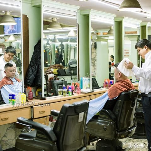 全国各地现理发店倒闭潮，探析非电商冲击下的倒闭原因