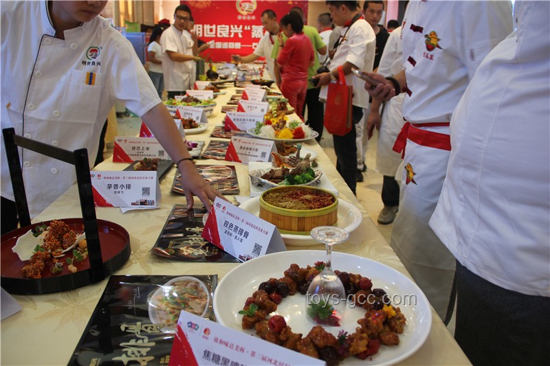 首尔广藏小吃行业深度洞察：厨子探店¥195的美食之旅