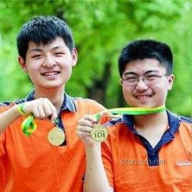 清华计算机入学教育科研经验对比分析